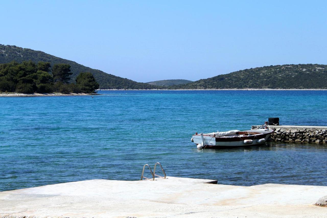 Apartments By The Sea Brgulje, Molat - 6241 Buitenkant foto