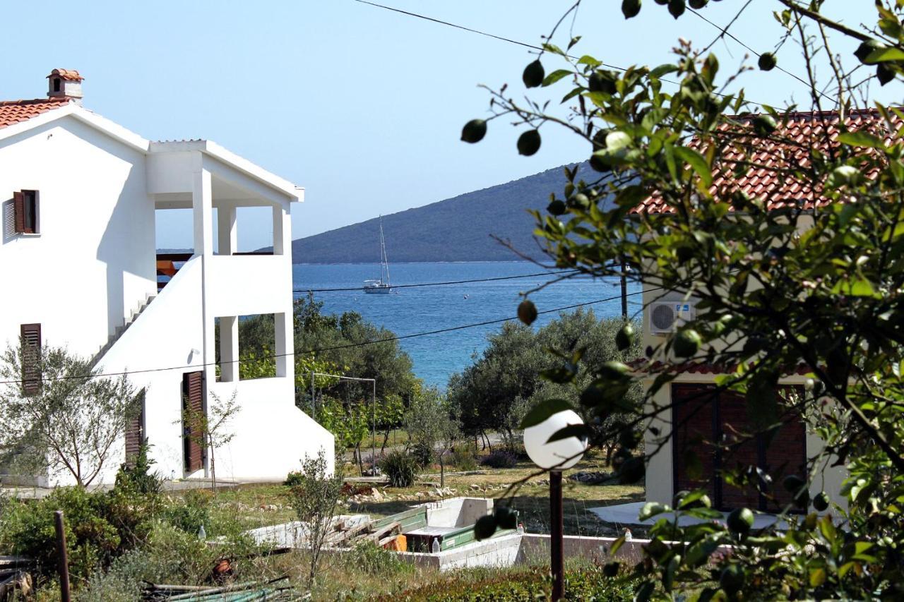 Apartments By The Sea Brgulje, Molat - 6241 Buitenkant foto