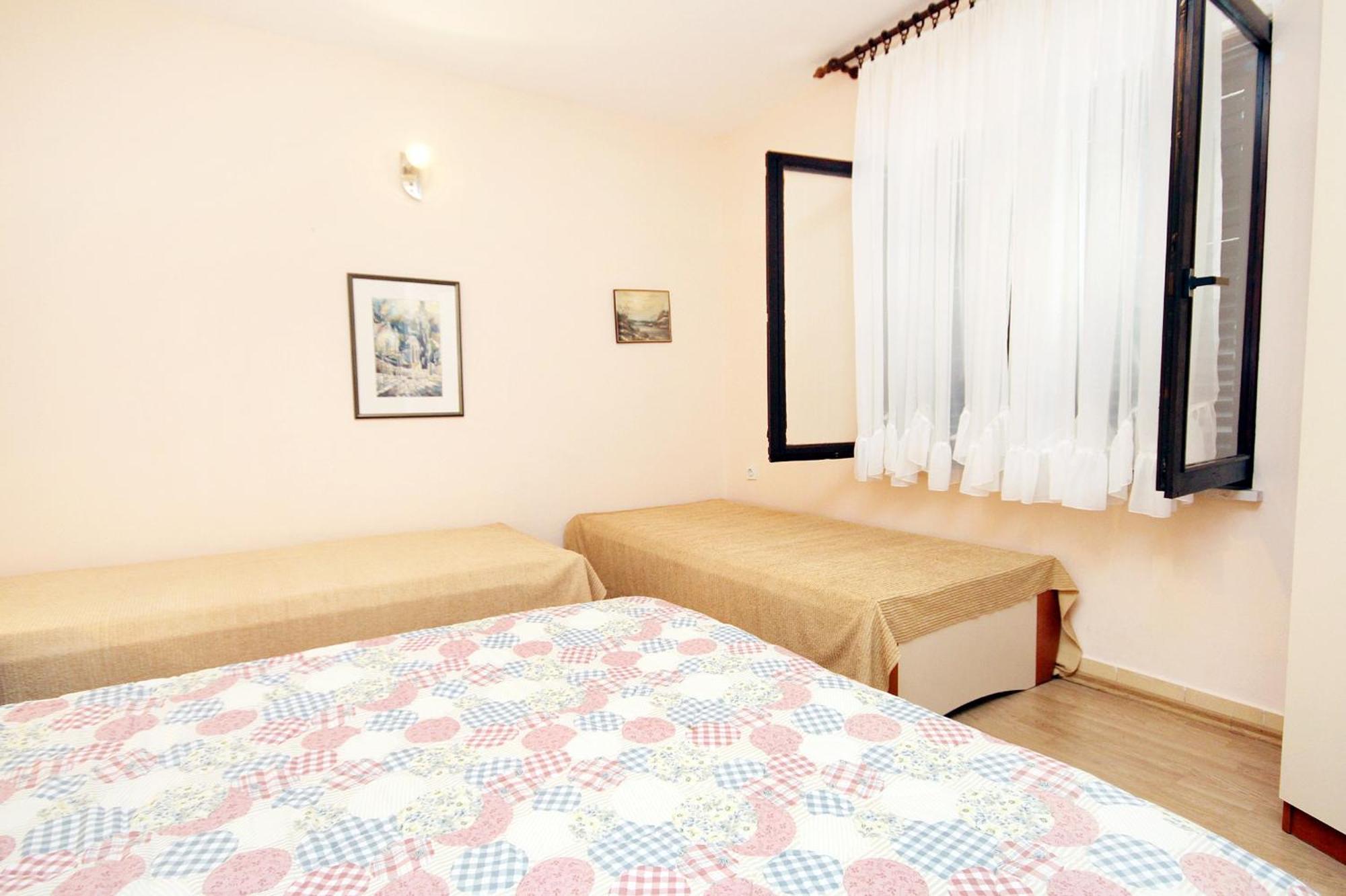 Apartments By The Sea Brgulje, Molat - 6241 Kamer foto